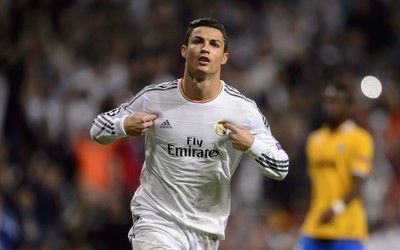 168电竞动态-于帕梅卡诺这防守数据惊人