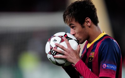 168电竞热评-伊尔迪丝·森拉尔又戴帽了