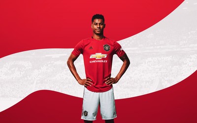 168电竞独家-加维训练中完成凌空抽射